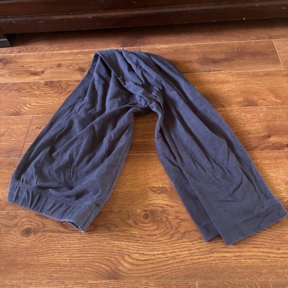 Old Navy Gray Leggings in size XL Tall